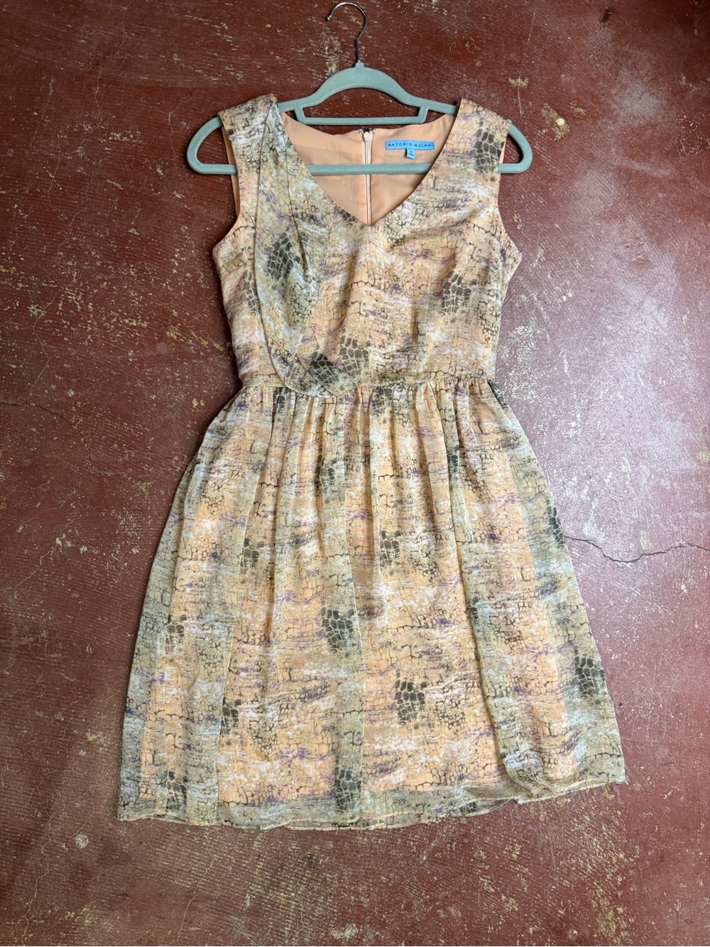 Antonio Melani v neck peach abstract print fit and flare mini dress size 2